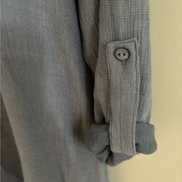 Embroidered Papillion tunic or blouse top with rolled up sleeves - Picture 5 of 5